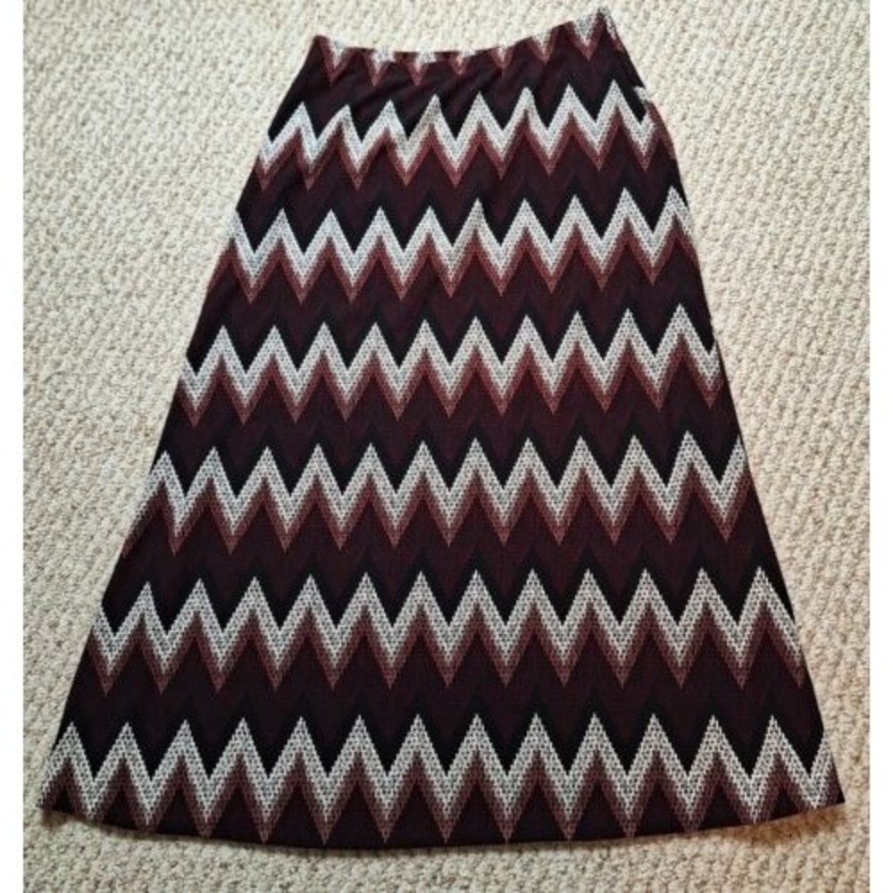 C EST. 1946 Cato Women's Chevron Print Maxi Skirt Stretch Pull-On Waistband Sz L